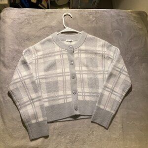 GU plaid cropped sweater
